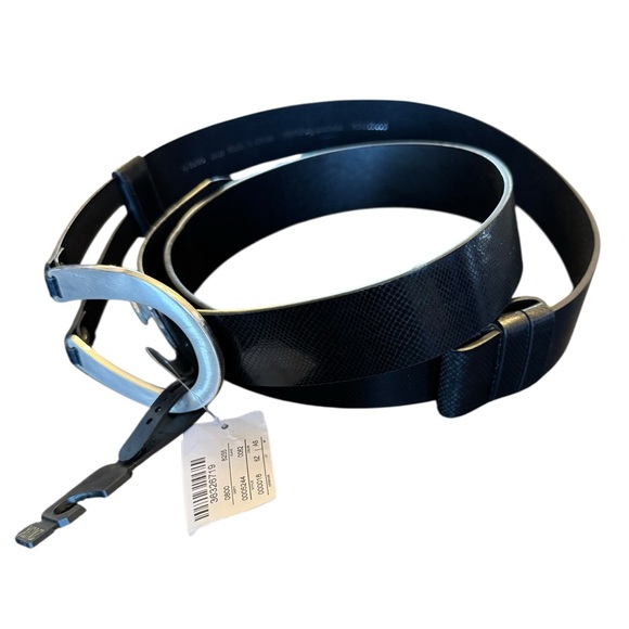 CJ Banks Black and Silver Woman’s Belt 2X/3X - Picture 6 of 6